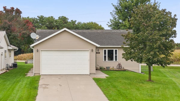 82 BINDL DR, REEDSBURG, WI 53959 - Image bf67a71f02df2dbaefb94d012deb8db4/3741912891