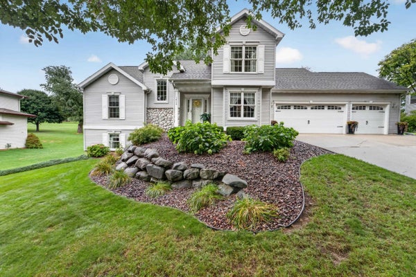 1604 THREE WOOD DR, MOUNT HOREB, WI 53572 - Image bf9a128f26c3b4c4f21bbc77e9d647f1/839291363
