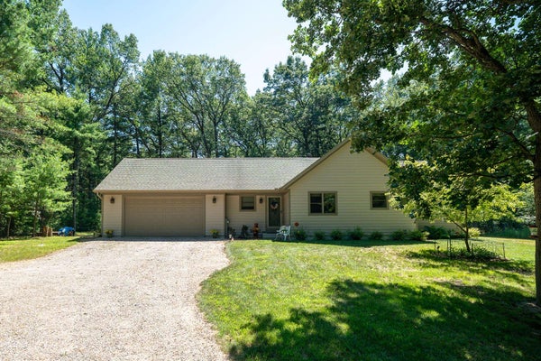 1809 S BADGER LN, ARKDALE, WI 54613 - Image d5b481bab390d3ba398fb4f4ddfd2ae2/1749181927