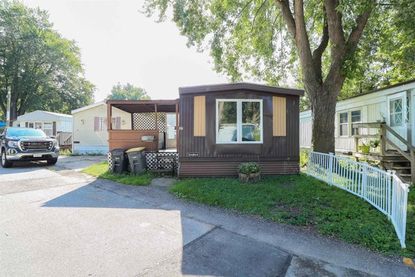 W5631 STATE ROAD 33 TRLR 37, LA CROSSE, WI 54601 - Image e1638ddebcf6d42faff328e52eec08c9/2969863038