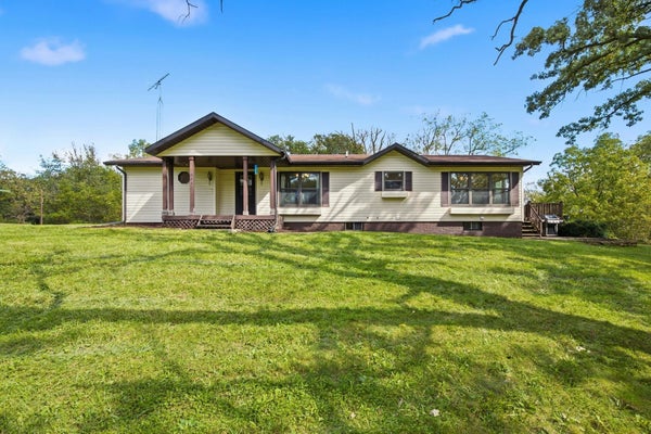 16490 DEERY RD, MINERAL POINT, WI 53565 - Image e2ad149e012d1c5a56e6d5de3d1de447/2214111433