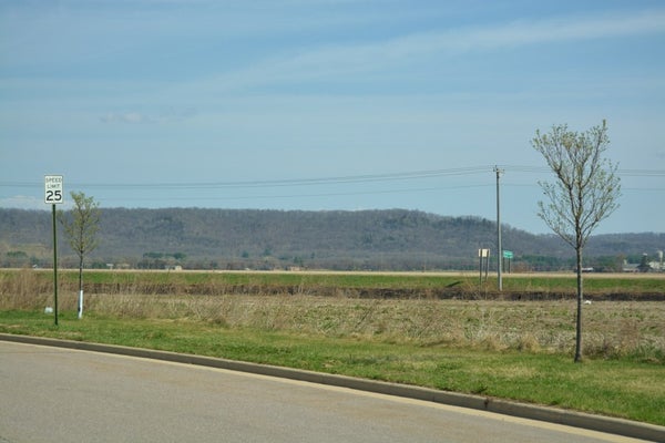 SUNRISE DR, SPRING GREEN, WI 53588 - Image f065f9d1f5facd30aee9acd15a09ceb2/913553282