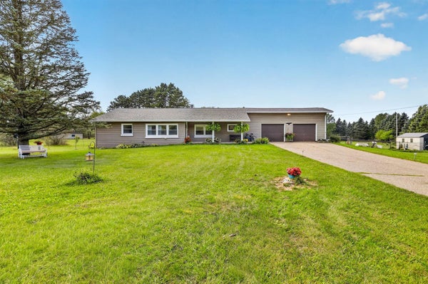 W6219 W BUSH RD, PARDEEVILLE, WI 53954 - Image f174591bde73ffa09aa3f9b2d659d4f0/3689910693