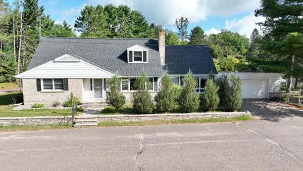 8792 SMITH ST, SAYNER, WI 54560 - Image f74761cf02186a8b8d7d0b7f7efa89a1/4065861392