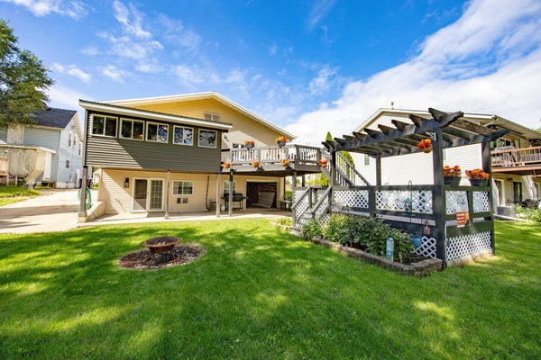 1509 HACKETT ST, BELOIT, WI 53511 - Image fee2cf525562d3576e2b499afec8bde5/1283767105