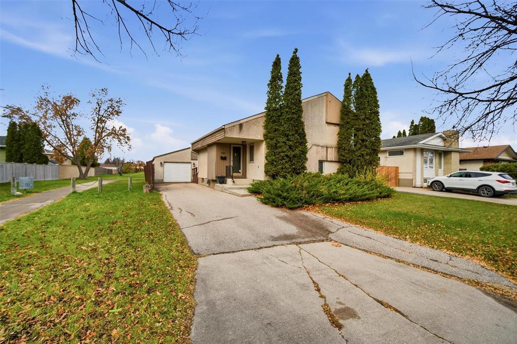 166 ROSE HILL WAY, WINNIPEG, MB R2R 1Z2 - Image 584248666.jpeg?d=l