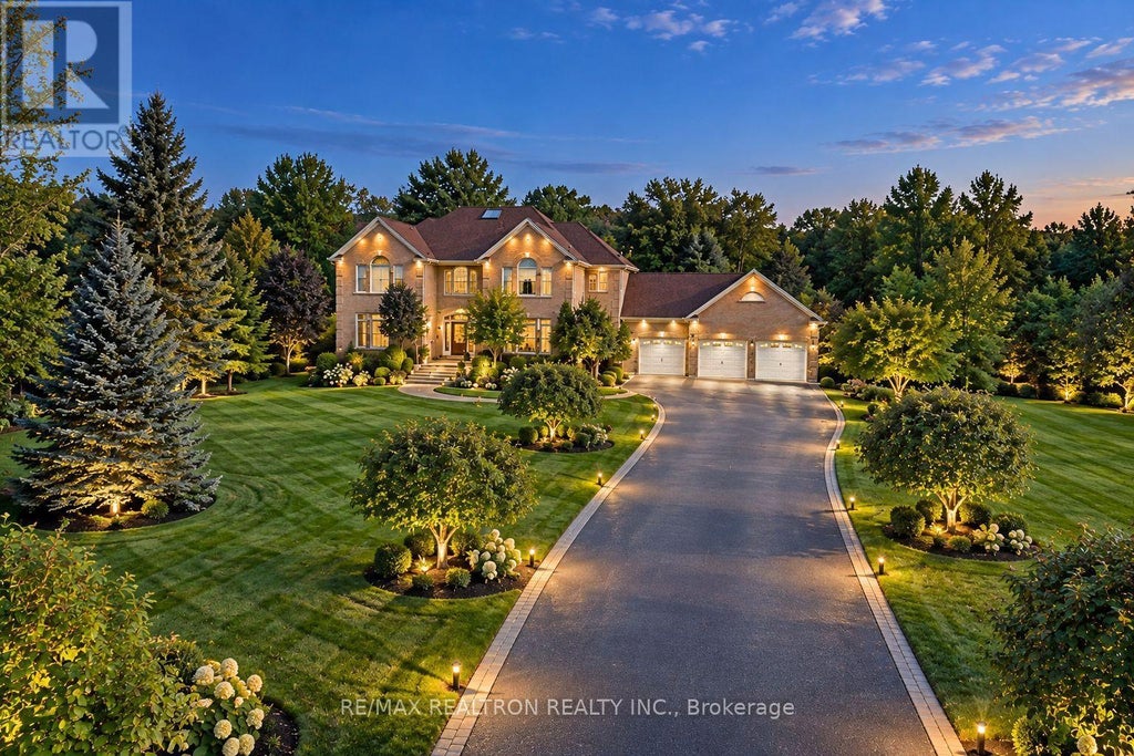 8 COUNTRY HEIGHTS DRIVE, RICHMOND HILL, ON L4E 3M8 - Image 2391500409.jpeg?d=l