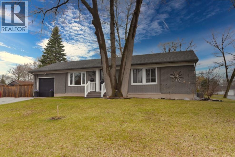830 CHAMPLAIN ROAD, SARNIA, ON N7V 2E8 - Image 1207686076.jpeg?d=l