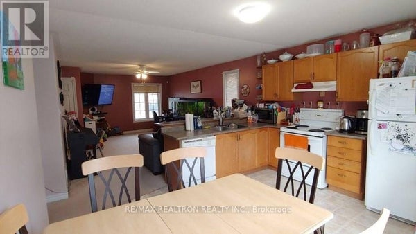 A - 49 Hanmer St E, Barrie (East Bayfield), ON 5