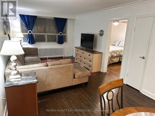 2 - 297 Lakeshore Rd E, Mississauga (Port Credit), ON 3