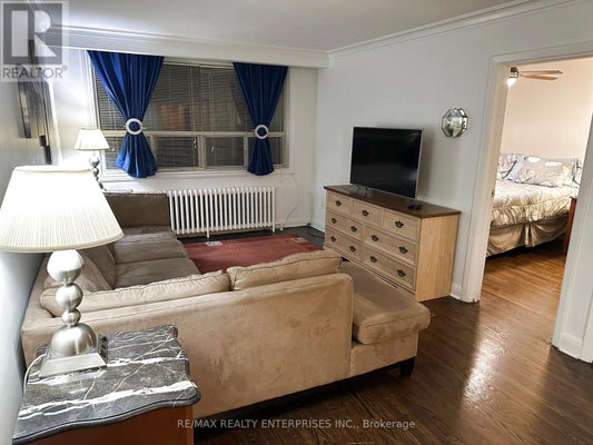 2 - 297 Lakeshore Rd E, Mississauga (Port Credit), ON 2