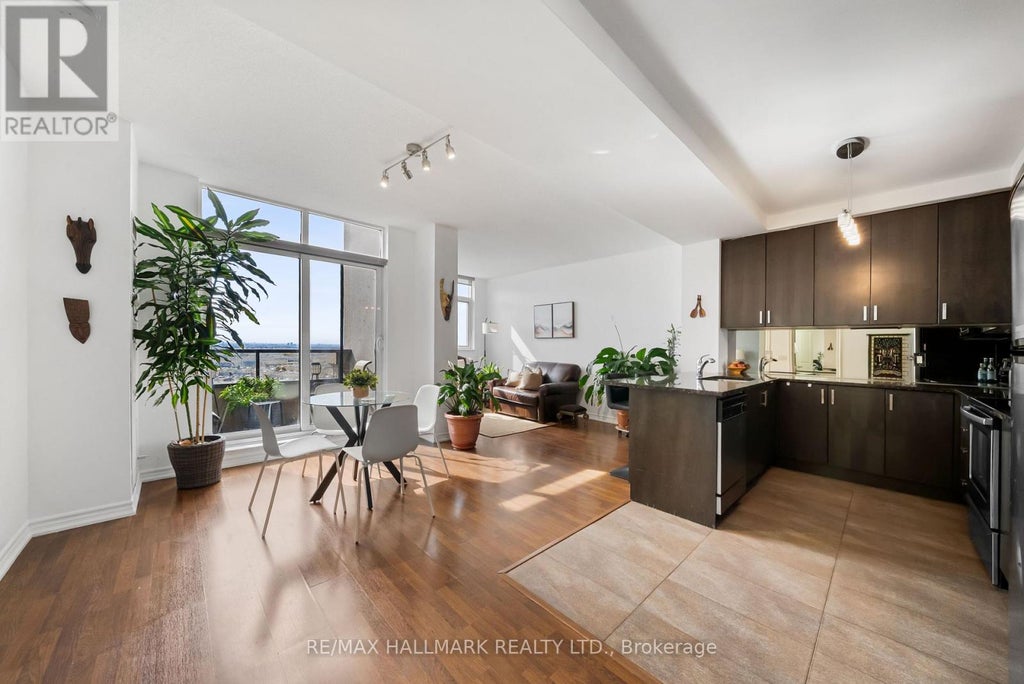 1609 - 9235 JANE STREET, VAUGHAN (MAPLE), ON L6A 0J8 - Image 4221036200.jpeg?d=l
