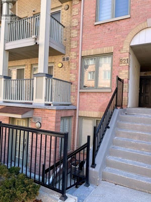 821 - 75 Weldrick Rd E, Richmond Hill (Observatory), ON 2