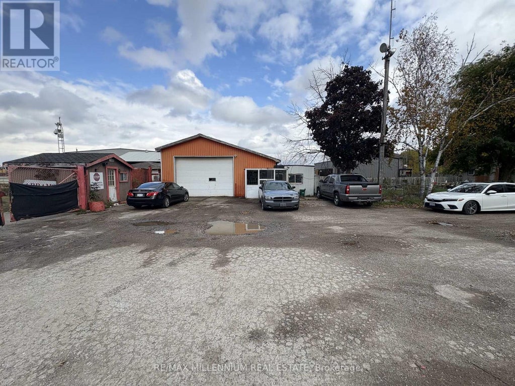 422 TIFFIN STREET, BARRIE (400 NORTH), ON L4N 9W8 - Image 1368832730.jpeg?d=l