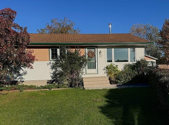 67 SILVER CRESCENT, THOMPSON, MB R8N 0X6 - Image 1973591268.jpeg?d=l