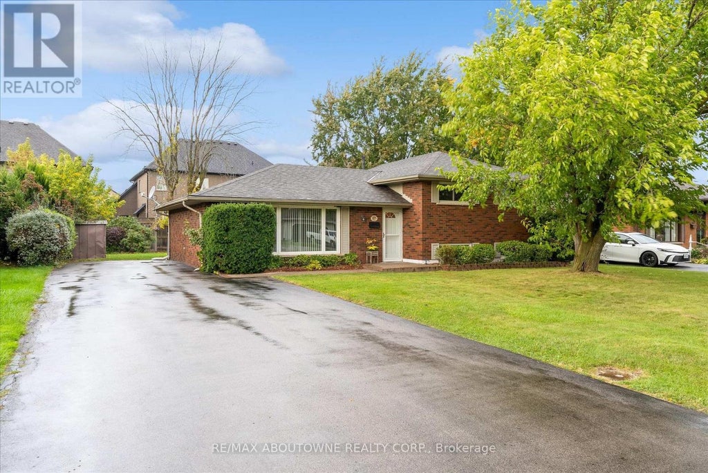 7 DOUGLAS AVENUE, GRIMSBY (GRIMSBY WEST), ON L3M 4E3 - Image 696160696.jpeg?d=l
