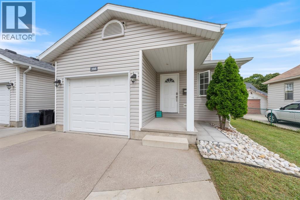 288 MAXWELL STREET, SARNIA, ON N7T 5C7 - Image 2876198631.jpeg?d=l