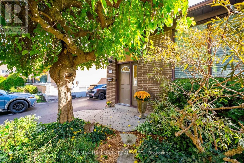 27 PINEBROOK AVENUE, TORONTO (VICTORIA VILLAGE), ON M4A 1Y8 - Image 2624475515.jpeg?d=l