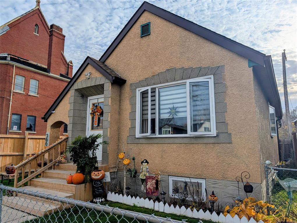 300 BURROWS AVENUE, WINNIPEG, MB R2W 1Z6 - Image 270969411.jpeg?d=l