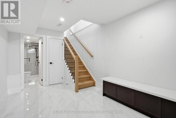 21 Belmont St, Toronto (Annex), ON 5
