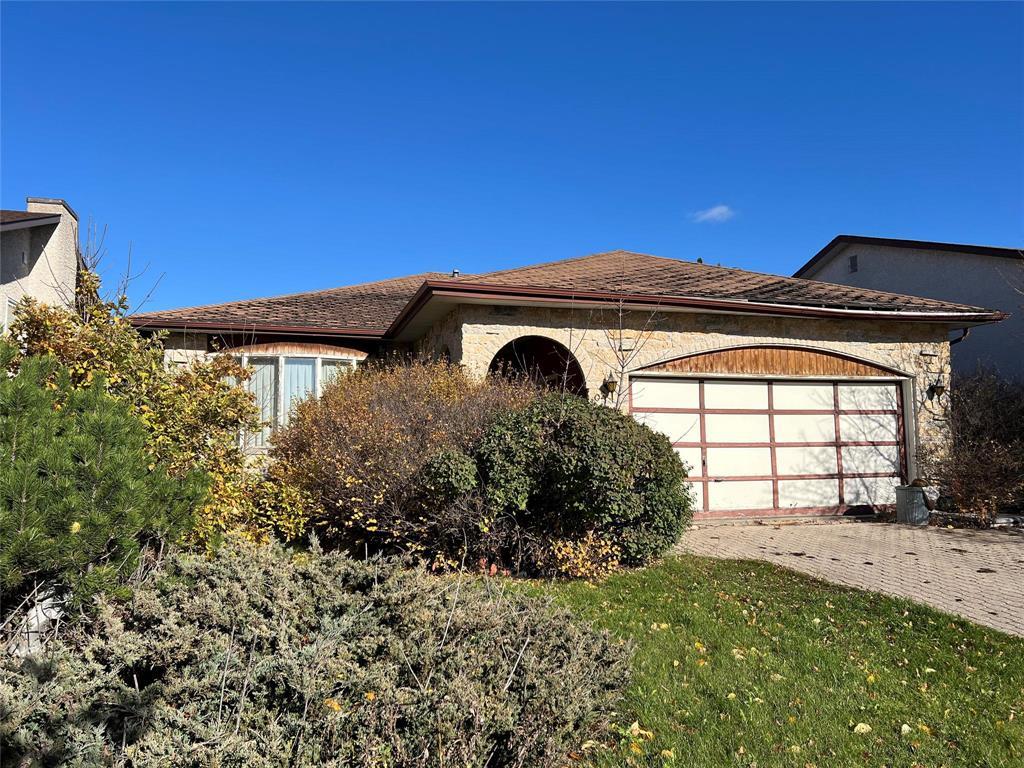102 RANCHGROVE BAY, WINNIPEG, MB R2C 4N3 - Image 712710601.jpeg?d=l