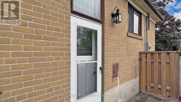 1Bed - 265 Browndale Cres, Richmond Hill (Crosby), ON 2