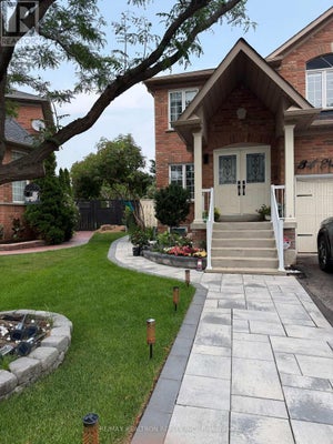 34 Nostalgia Crt, Brampton (Fletcher'S Creek Village), ON