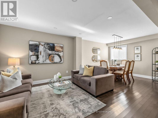 80 Oke Rd, Clarington (Courtice), ON 5