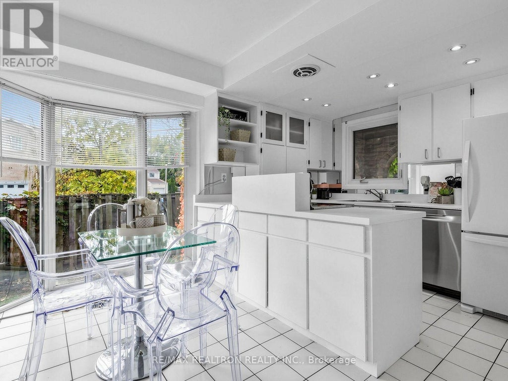 45 MCCLINTOCK CRESCENT, VAUGHAN (LAKEVIEW ESTATES), ON L4J 2S7 - Image 4290578612.jpeg?d=l