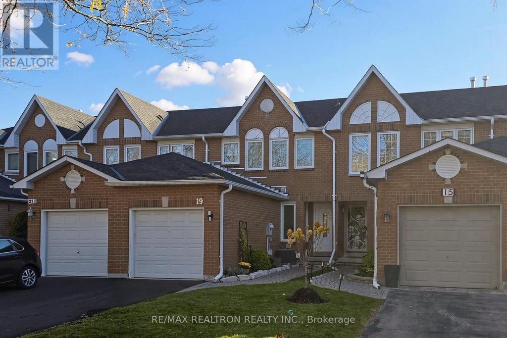 19 CASHEL COURT, AURORA (AURORA HIGHLANDS), ON L4G 6R8 - Image 1149020438.jpeg?d=l