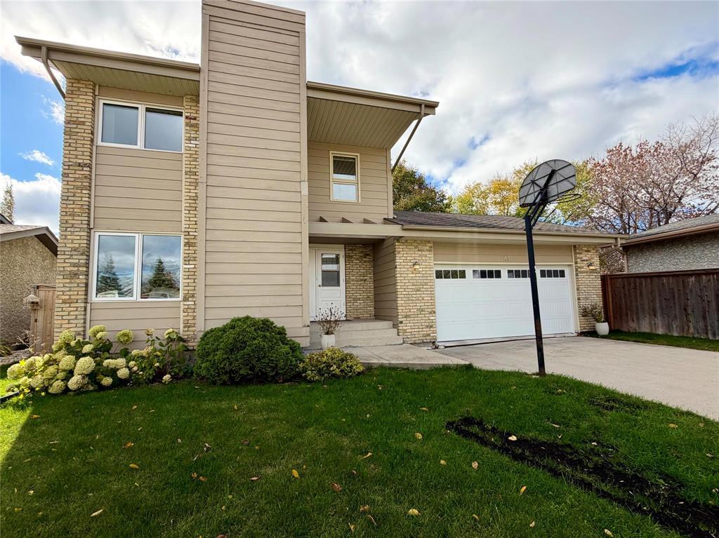 47 UPTON PLACE, WINNIPEG, MB R2N 1S8 - Image 3925352808.jpeg?d=l