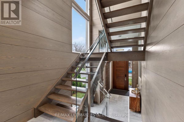 48 Cornelius Pky, Toronto (Maple Leaf), ON 4