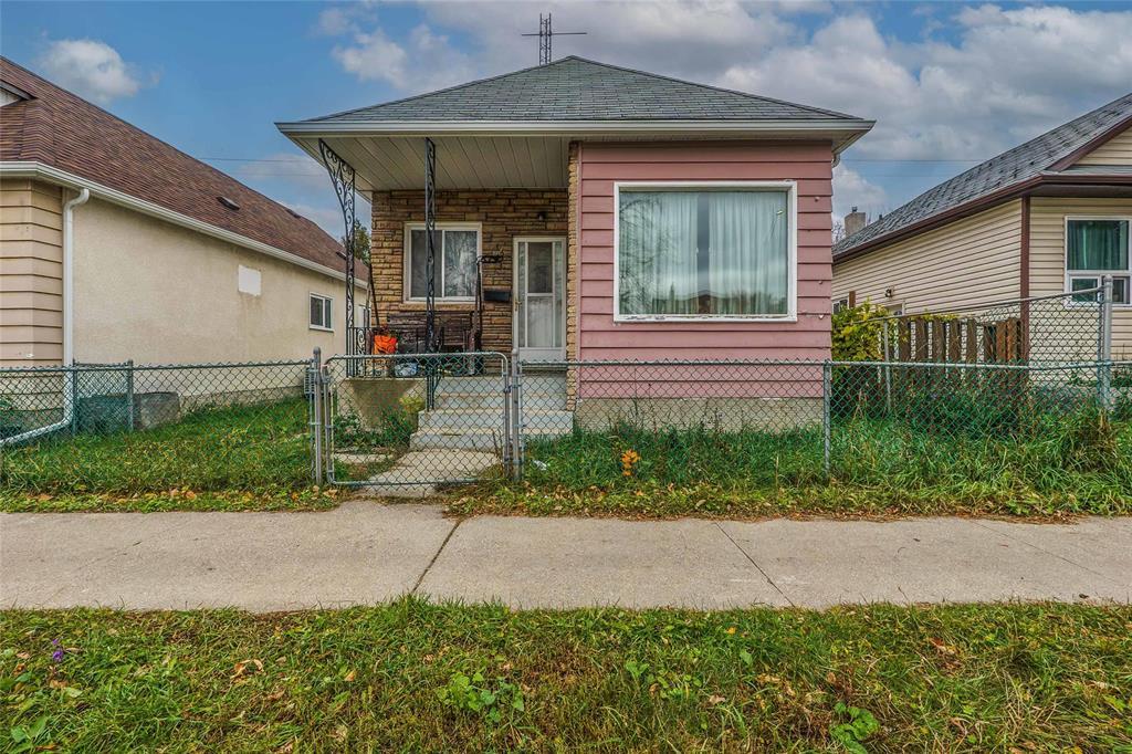 674 BURROWS AVENUE, WINNIPEG, MB R2W 2A8 - Image 3584973686.jpeg?d=l