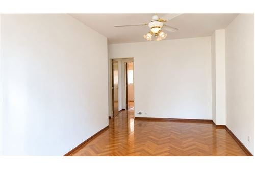 1300 SALTA, ROSARIO, SANTA FE S2013 - Image e88fc648eafa052af7a66b735f8e7e7d/1849267109
