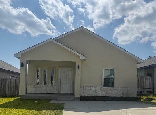 4206 GAVILAN DR, LAREDO, TX 78046 - Image 8eb2b226f974abf99ebc59a4e2a5849d/3976145266