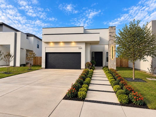 9968 GROTTO DR, LAREDO, TX 78045 - Image 93b302fdbeef6a9d9fe47ecbb1f67940/2051270968