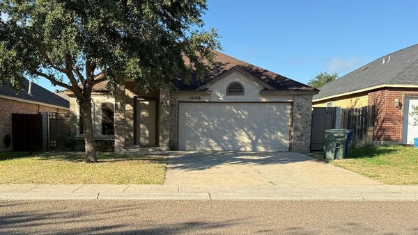 12106 ENTRADA LP LOOP, LAREDO, TX 78045 - Image f12af169ad52af58f3e8cbd9240d4e49/435933860