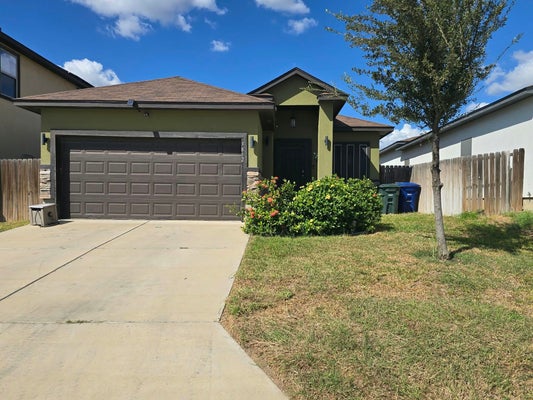 3812 YVONNE RAMIREZ CT, LAREDO, TX 78046 - Image f5bc28b84a51c7d09b7d6f88a05aa2f4/99593961