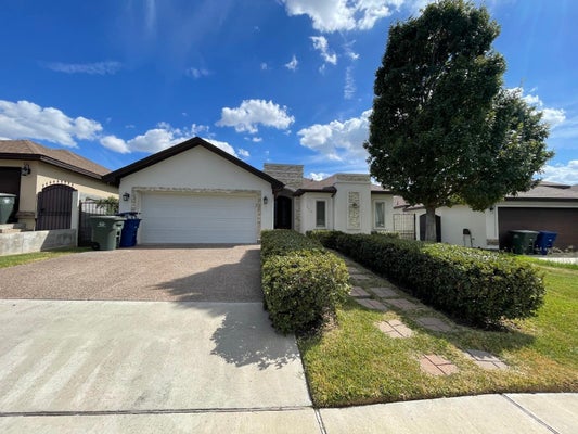 115 CALMA DR, LAREDO, TX 78045 - Image f5ff3e3bb294e99ca03d0f8128749a80/2452014480