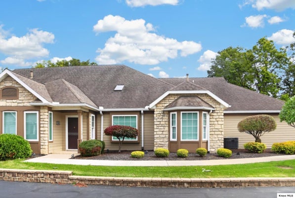 708 KNOLLS DR, MOUNT VERNON, OH 43050 - Image 3e12ff7b4248b7cc98bf27b07e6c95c0/851002358