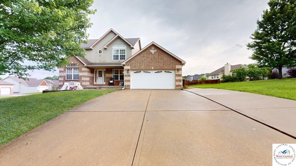1404 NOTTINGHAM DR, WARRENSBURG, MO 64093 - Image 2e5ce43ad09220d4cebf92cad3364f9d/3724406717