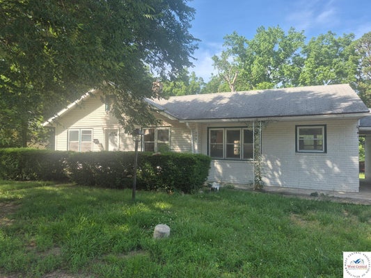 606 E COLORADO ST, WINDSOR, MO 65360 - Image a9efac4c0d7e7abeb3b3e847cfafd001/2137097738