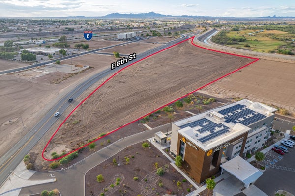 ADDRESS PRIVATE, YUMA, AZ  - Image 73ceeabb5aab2e1b0bb3f8b5215e4027/1025012947