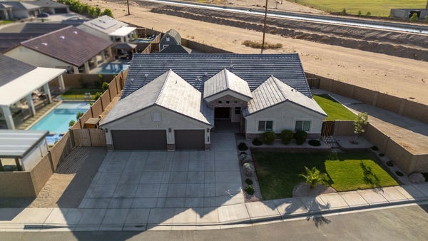 4638 S MARLIN DR, YUMA, AZ 85365 - Image d3d16f25cea2d48afaac74bf1419f296/840306830