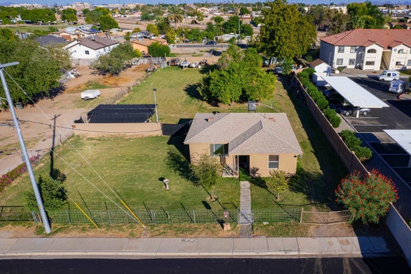 671 S 16TH AVE, YUMA, AZ 85364 - Image d8cdc02e9f84afb3ec42064a6d5f68fe/2563037152