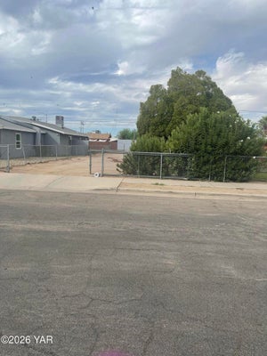 S MAPLE AVENUE, YUMA, AZ 85364 - Image d94daf8cae52d8b51e4e15324e72fe0a/281151252