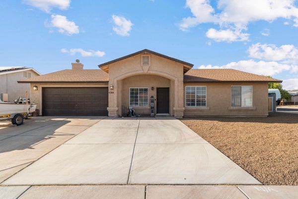 6386 E 45TH PL, YUMA, AZ 85365 - Image dde173f3123b66bee4a00e7877a8d9ed/3147938178
