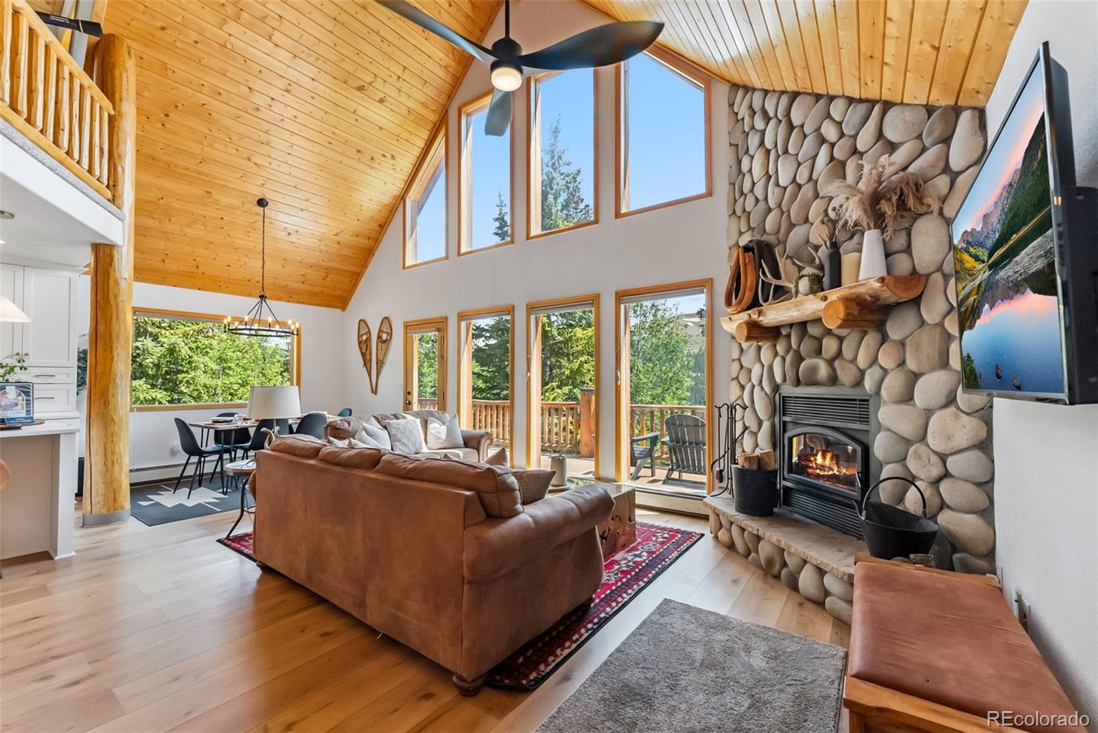 1375 Roberts Road