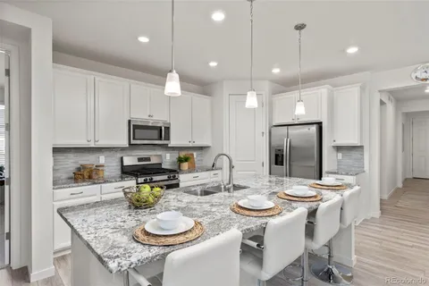 24447 E Ada Avenue, Aurora, CO 80018 - #: 9827585