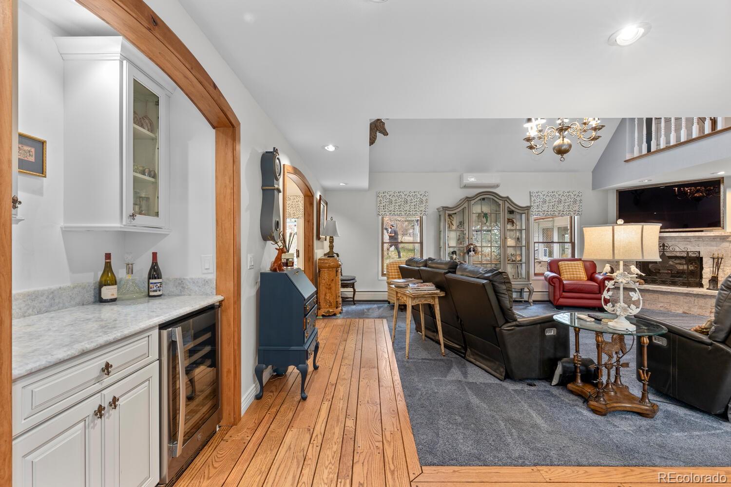 689 Red Deer Road